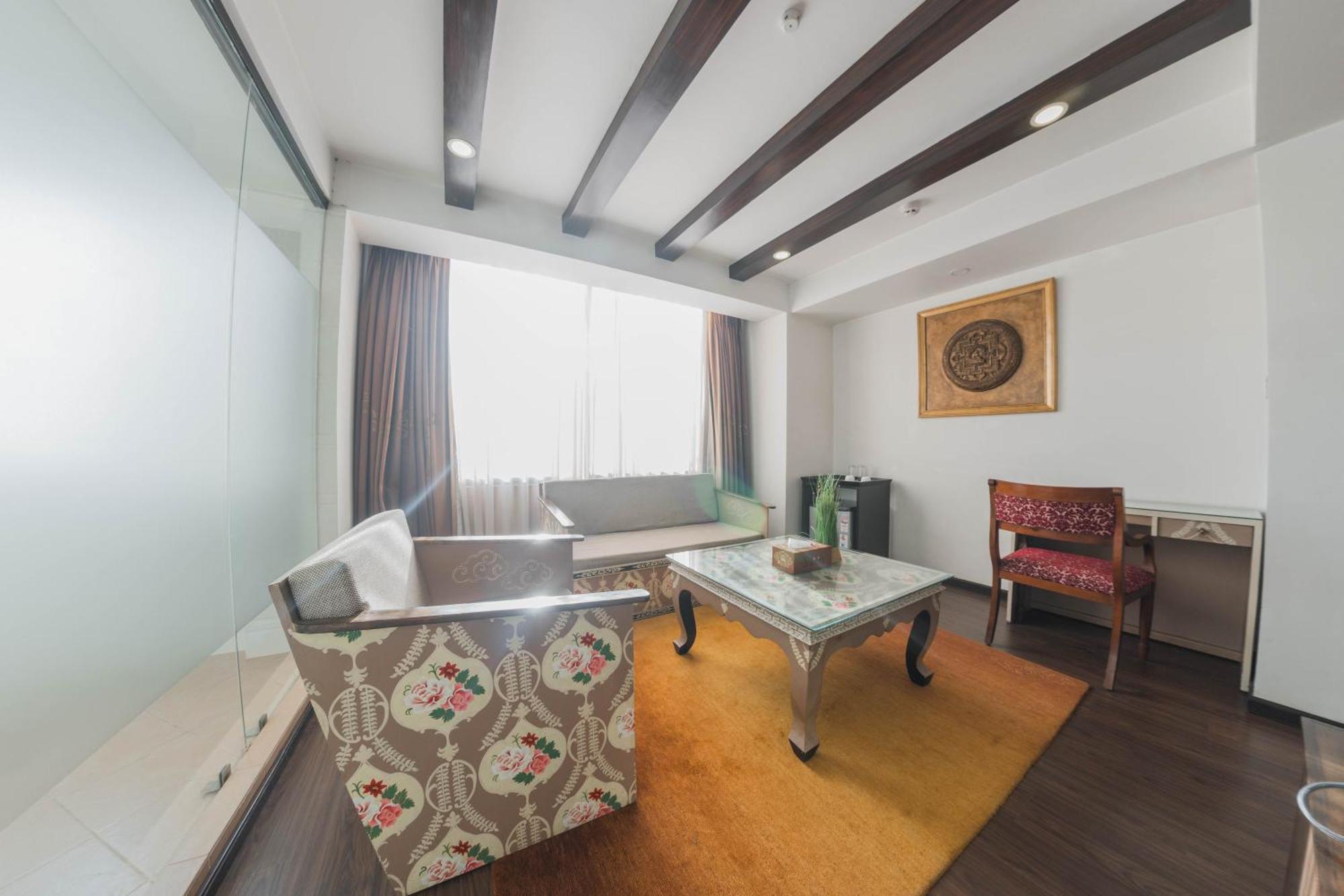 Dalai-La Boutique Hotel Катманду Екстер'єр фото